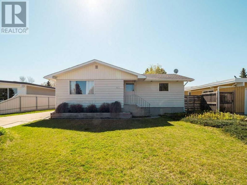 1613 Lakeside Road South Lethbridge, Alberta
