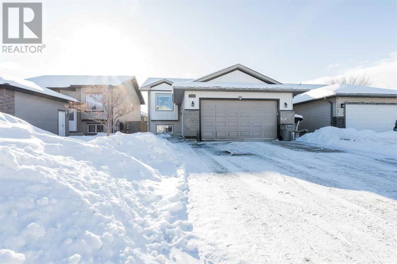 8829 74 Avenue Grande Prairie, Alberta