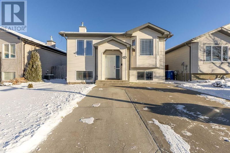 176 Aberdeen Road W Lethbridge, Alberta