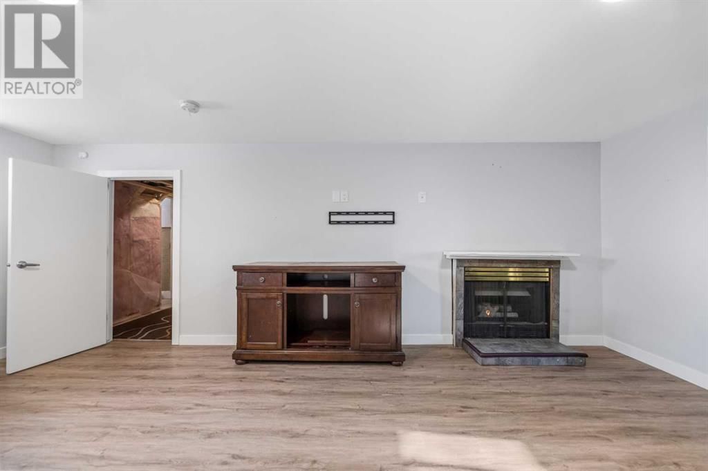 1623 SUMMIT STREET SOUTHWEST Image 25