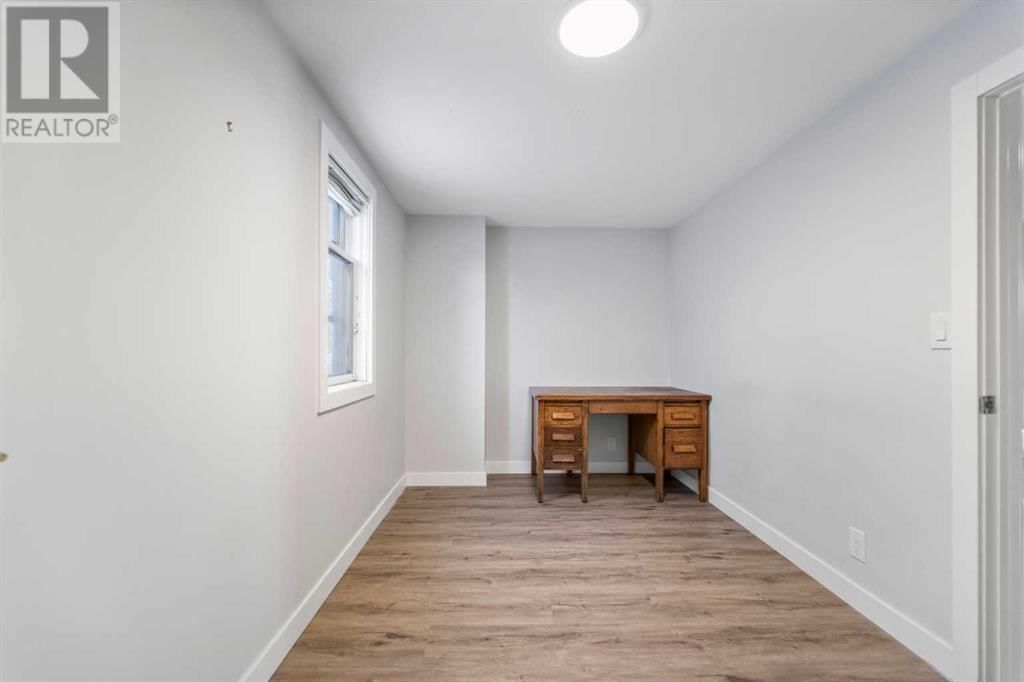 1623 SUMMIT STREET SOUTHWEST Image 29