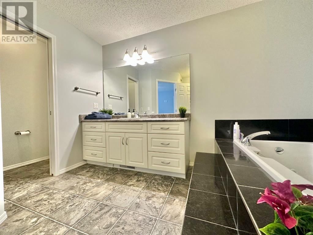 22567325 CHURCHILL PARK ROAD ROAD Image 20