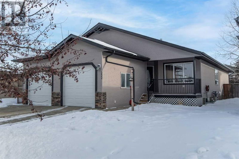 252 Lindsay Avenue Red Deer, Alberta