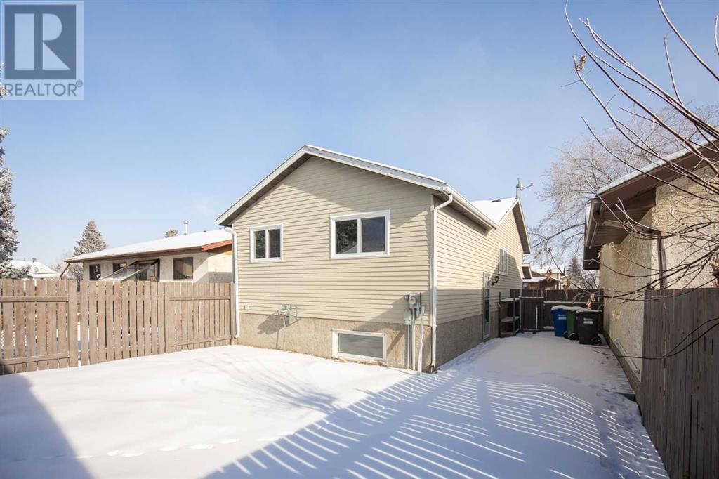 79 Heath Close Red Deer, Alberta