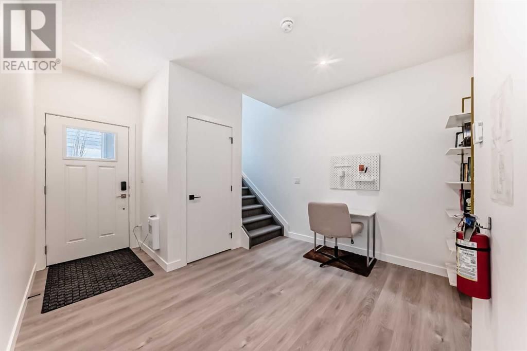 2117 81 STREET SOUTHWEST Image 2