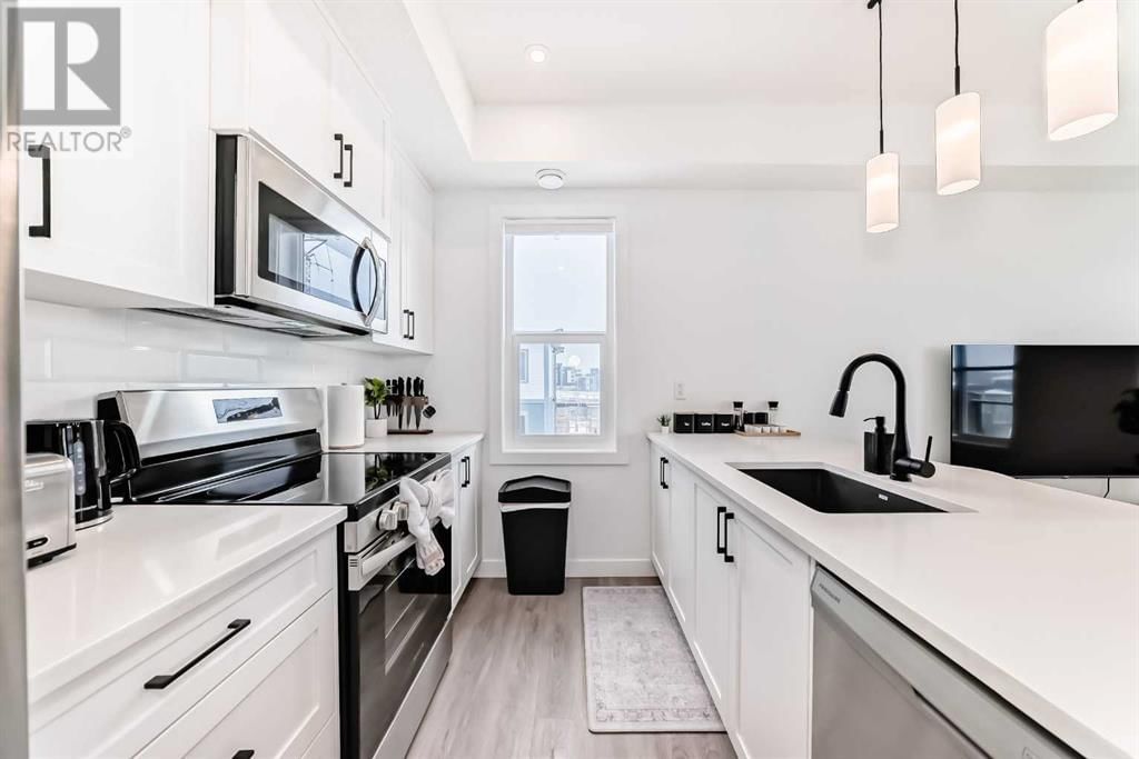 2117 81 STREET SOUTHWEST Image 6