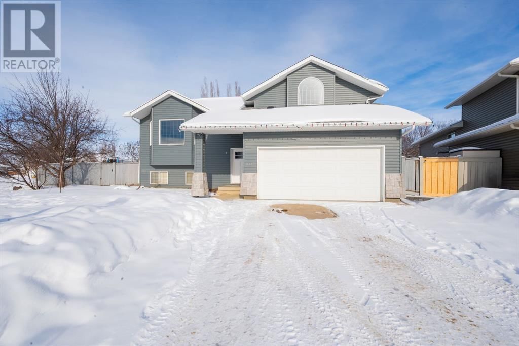 6417 98a Street Grande Prairie, Alberta