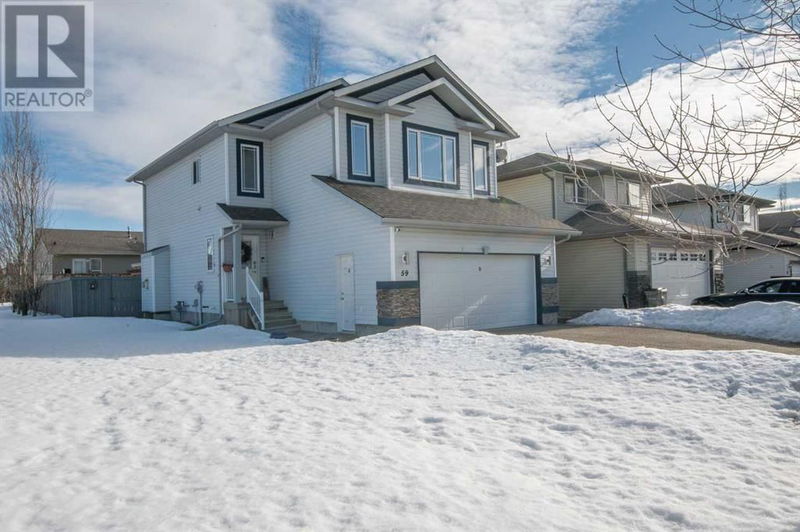 59 Pinnacle Road Grande Prairie, Alberta