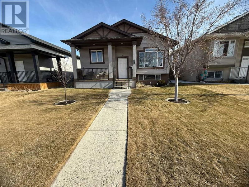 376 Thyrza Burkitt Link N Lethbridge, Alberta