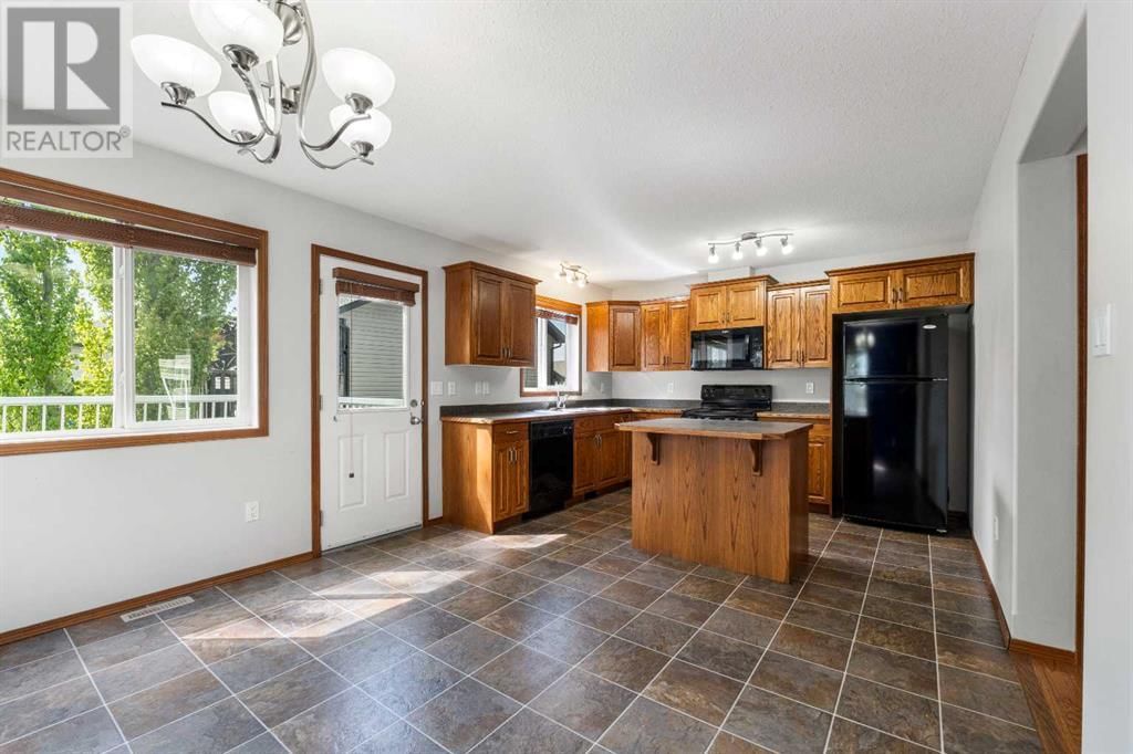 71 RODEO WAY Image 6