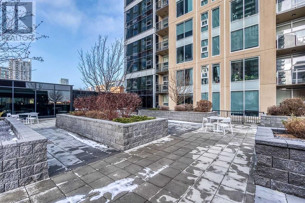 211 13 AVENUE SOUTHEAST Image 35