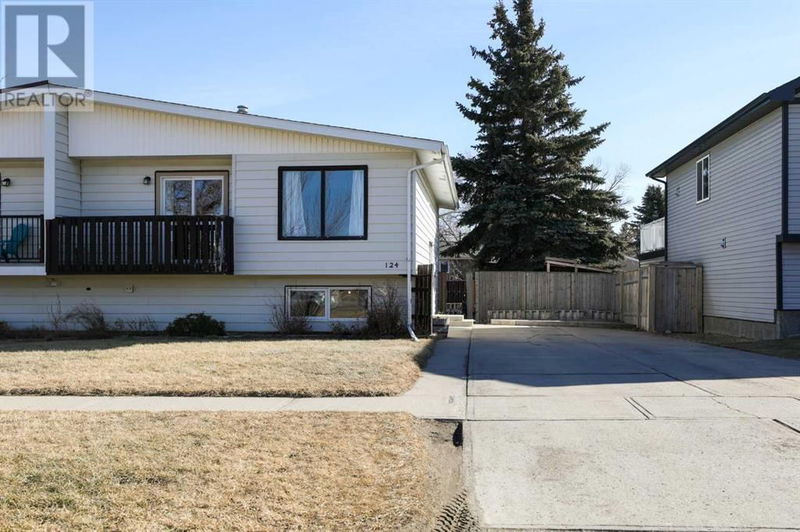 124 Temple Boulevard W Lethbridge, Alberta