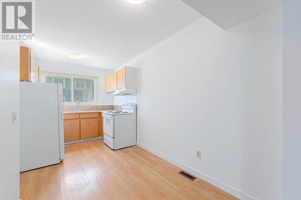 4810 40 AVENUE SOUTHWEST Image 17