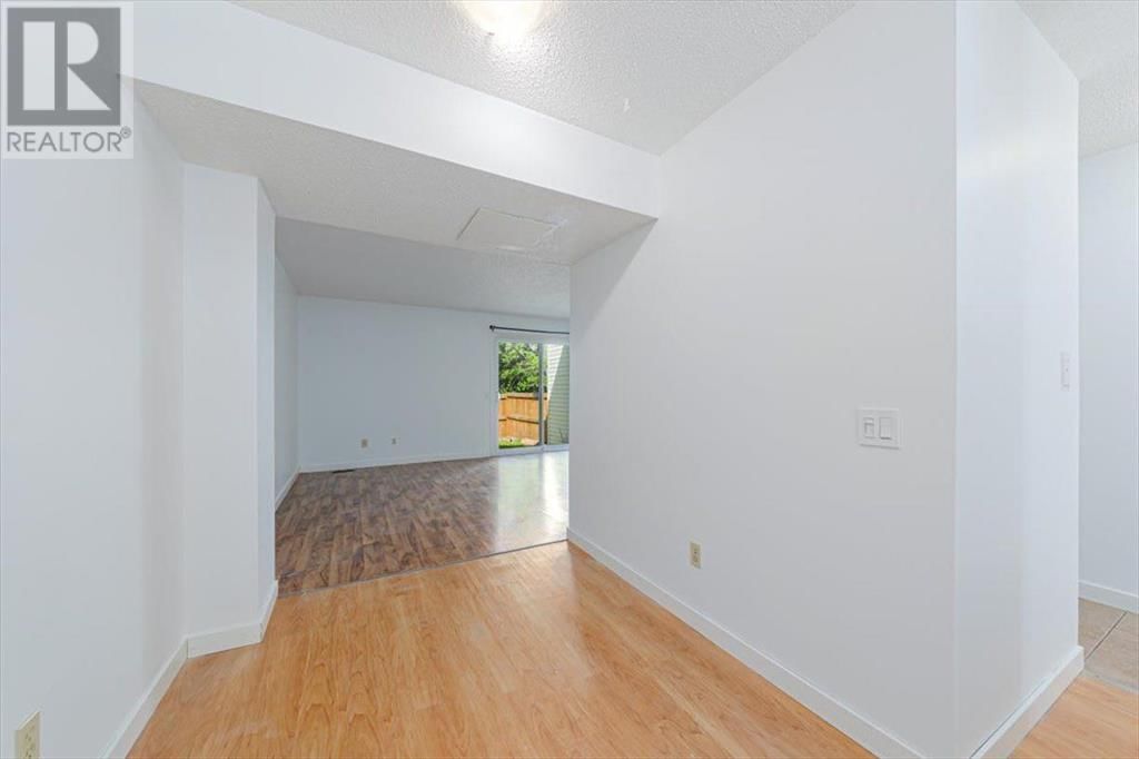 4810 40 AVENUE SOUTHWEST Image 20