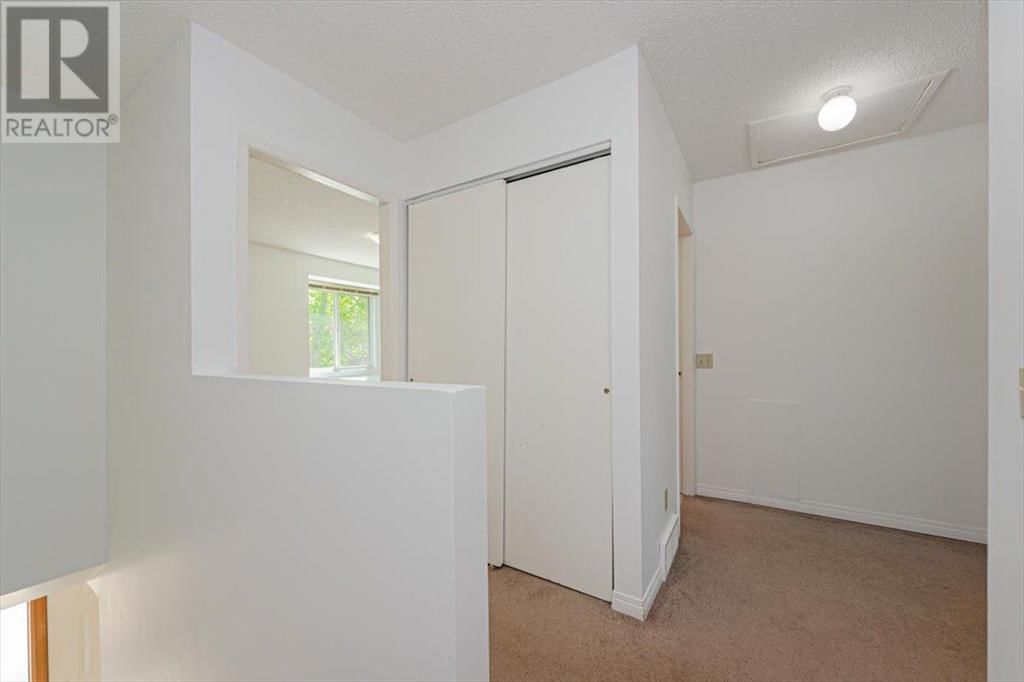 4810 40 AVENUE SOUTHWEST Image 23
