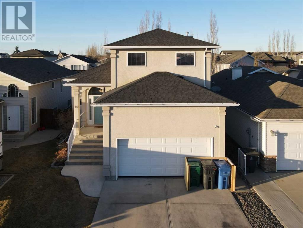 19 Fairmont Gate S Lethbridge, Alberta