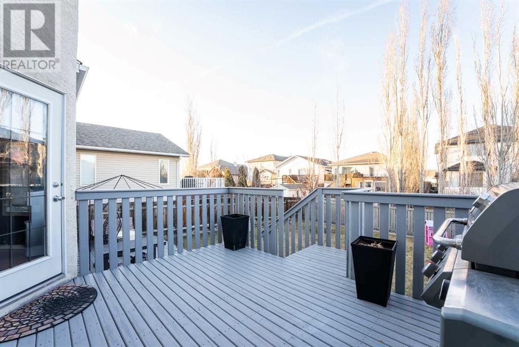 19 Fairmont Gate S Lethbridge, Alberta