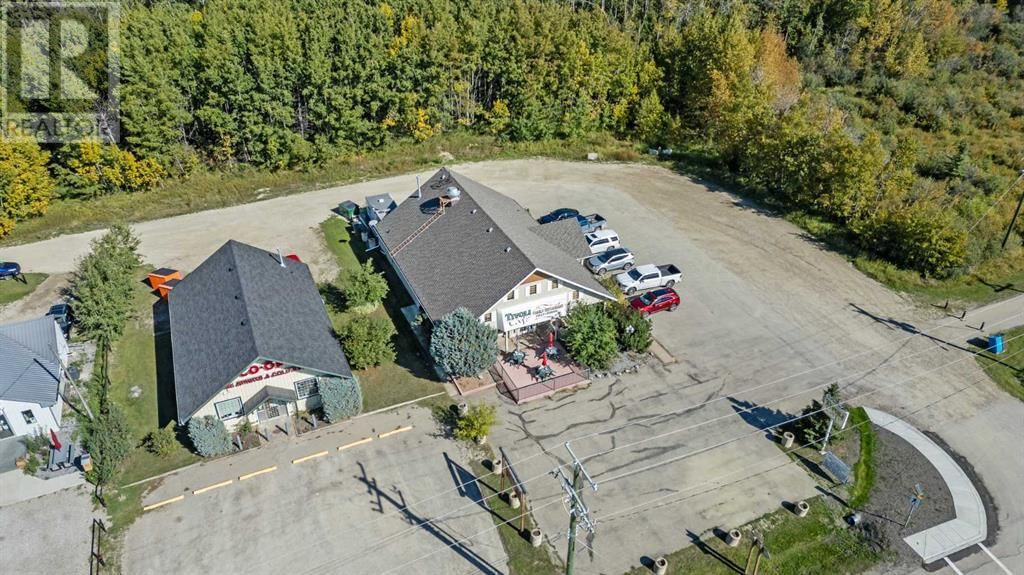 1916 10 AVENUE Image 46