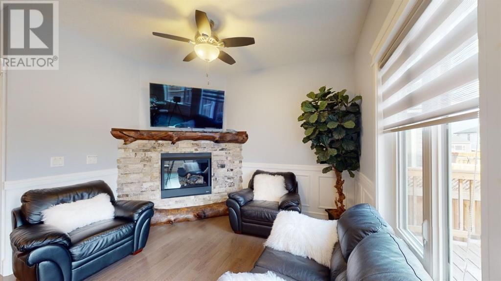 135 AIRMONT COURT Image 11
