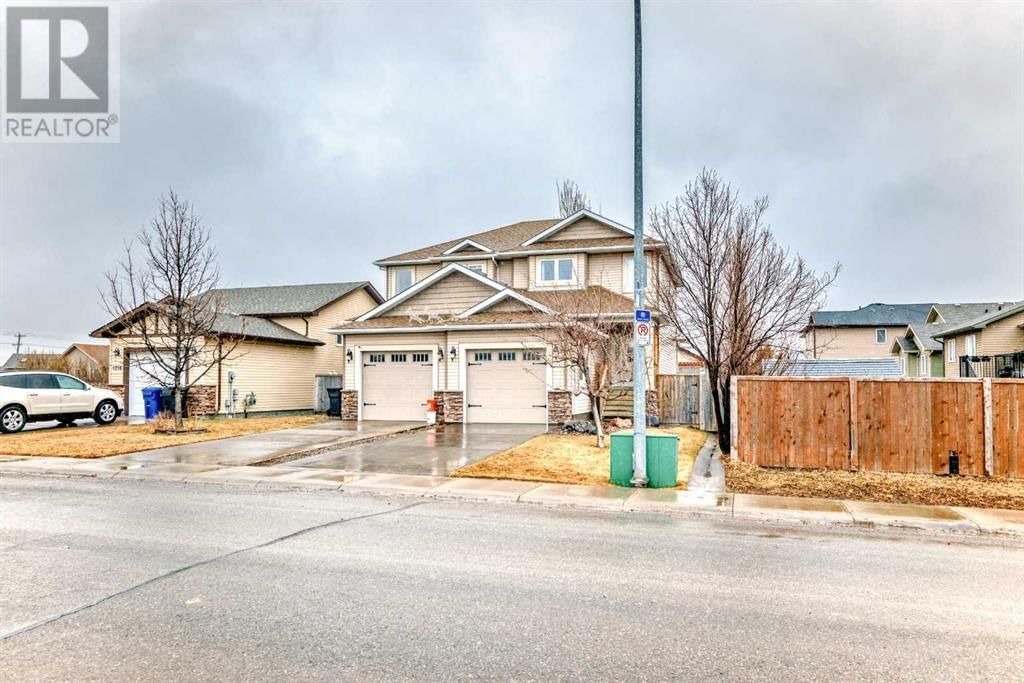 1210 40 Avenue N Lethbridge, Alberta