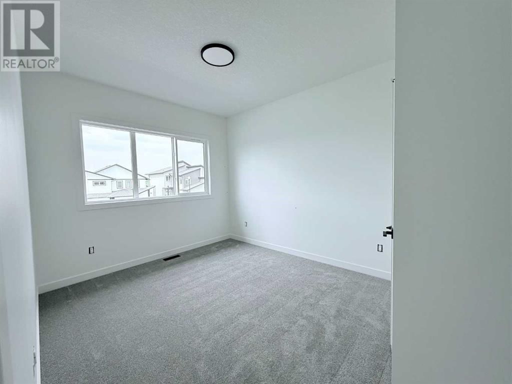 8533 71A AVENUE Image 14