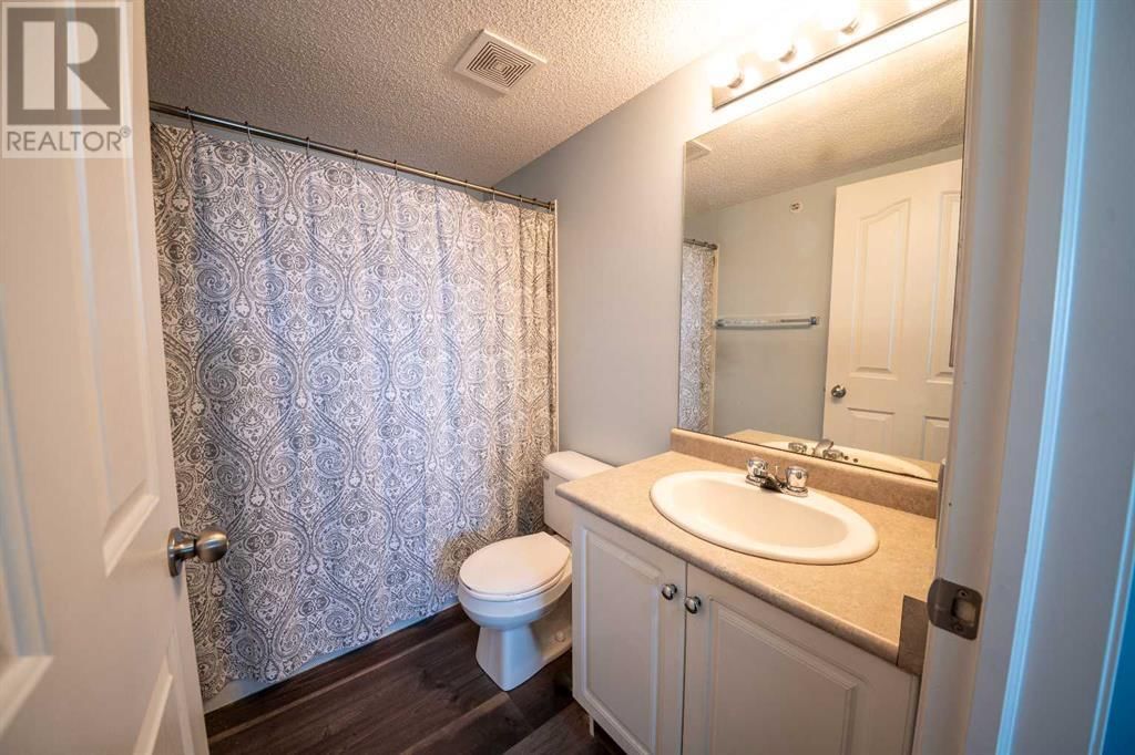 4975 130 AVENUE SOUTHEAST Image 15