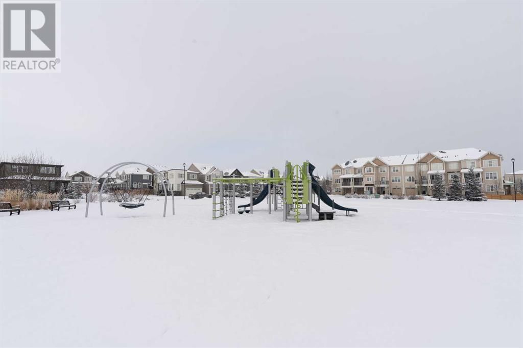 305 Windford Green Sw Airdrie, Alberta