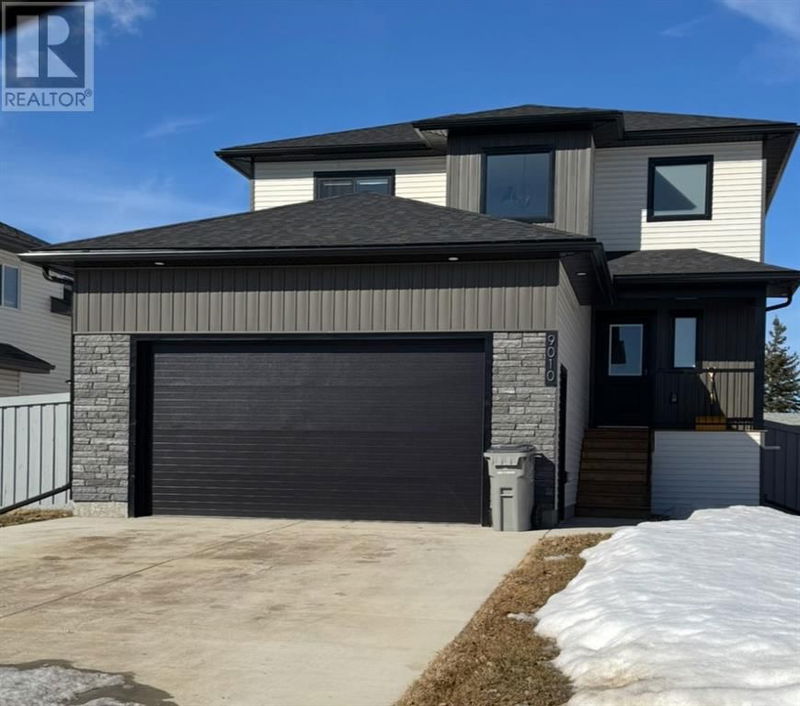 9010 129 Avenue Grande Prairie, Alberta