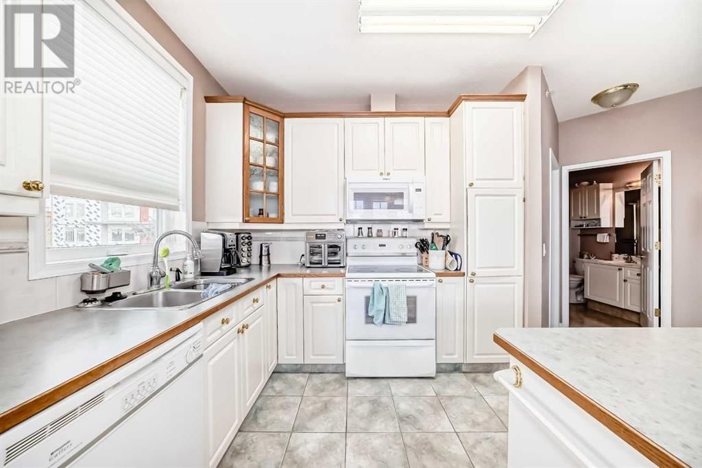 14645 6 STREET SOUTHWEST Image 8