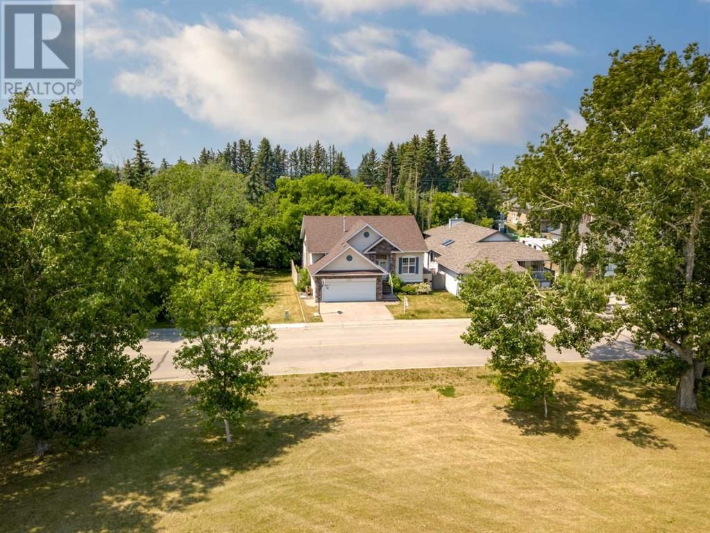 206 PARKVIEW ESTATES Image 3