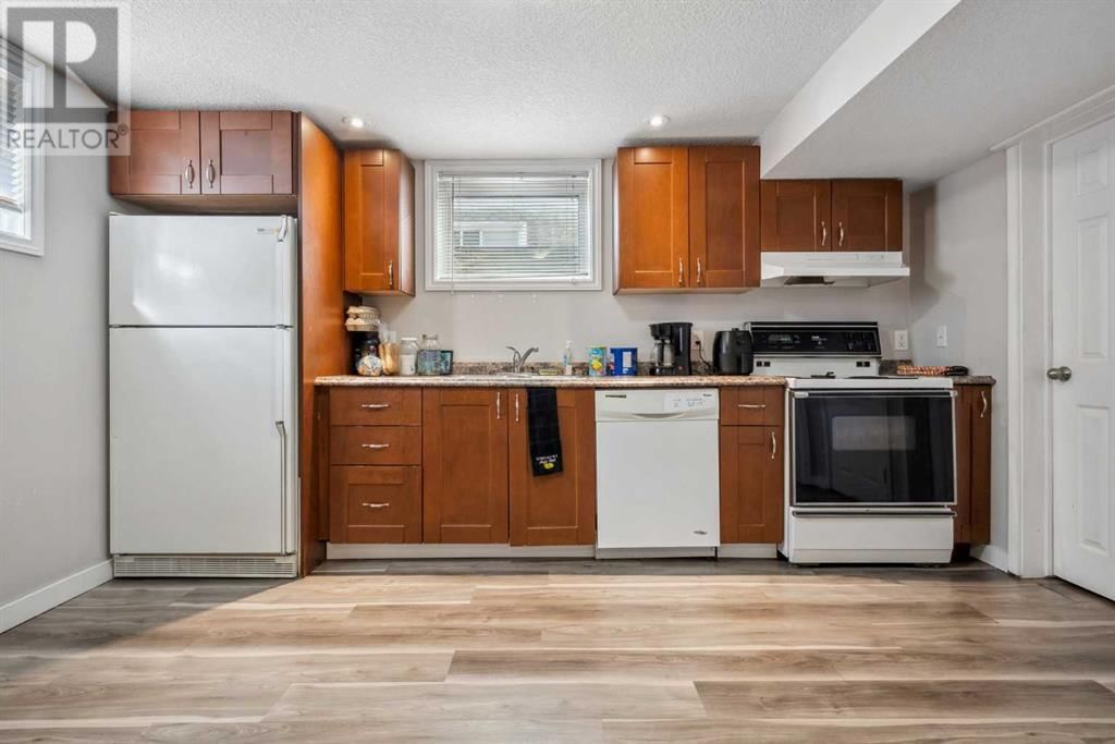 12327 95 Street Nw Edmonton, Alberta