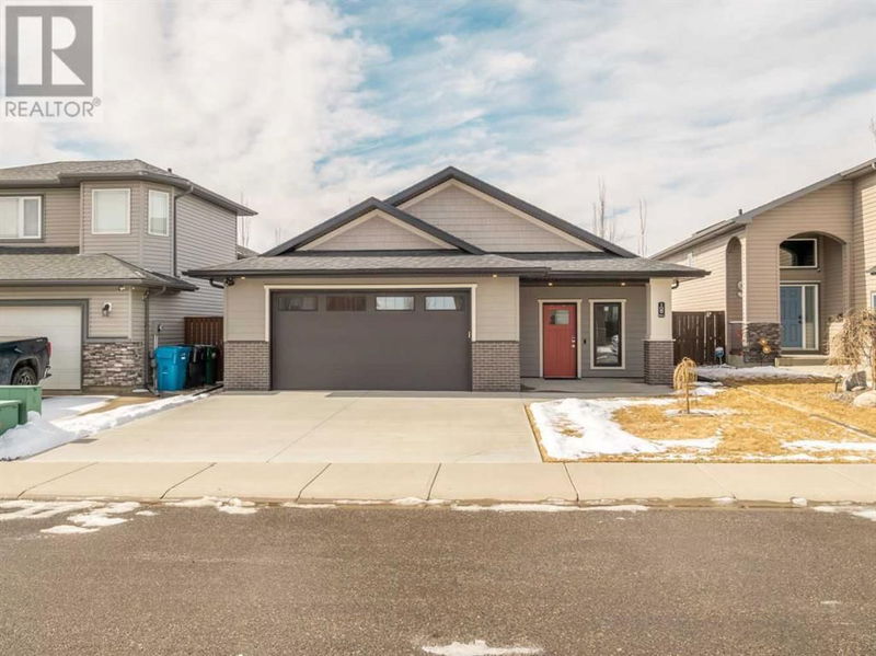 108 Gateway Mews South South Lethbridge, Alberta