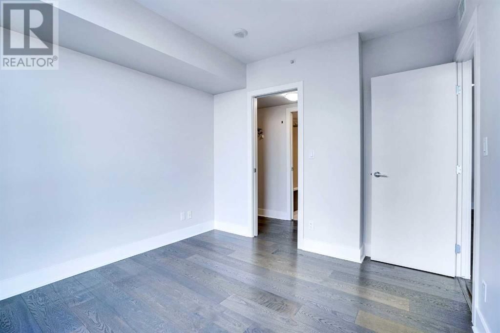 1111 10 STREET SOUTHWEST Image 10