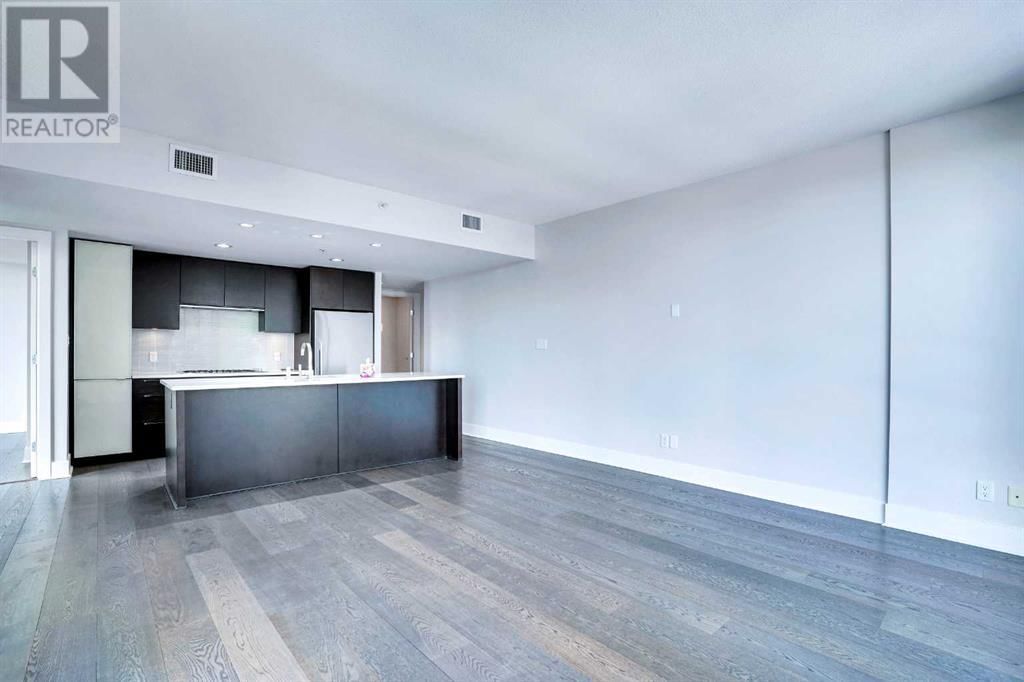 1111 10 STREET SOUTHWEST Image 24
