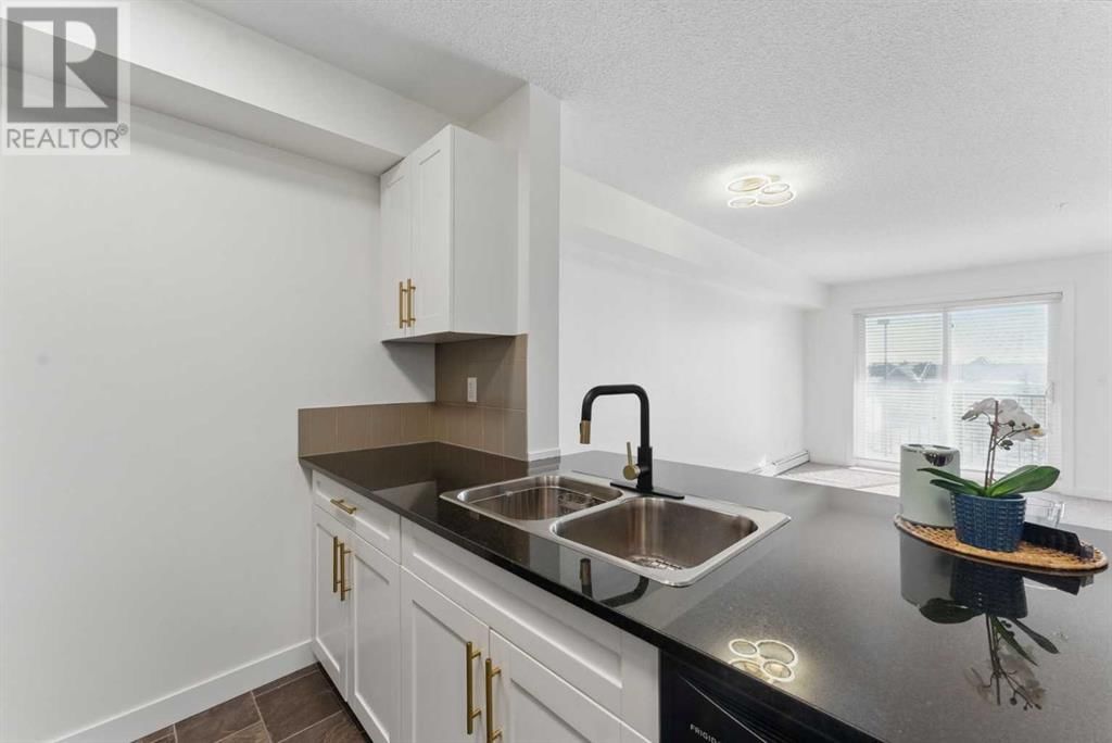 195 KINCORA GLEN ROAD NORTHWEST Image 6