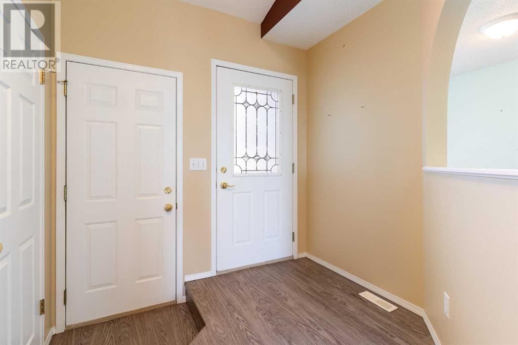 102 BAKER CREEK DRIVE Image 2