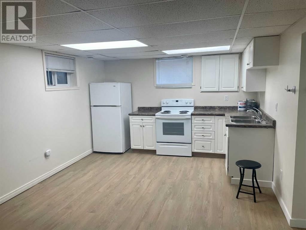 2003 2 Avenue North Lethbridge, Alberta
