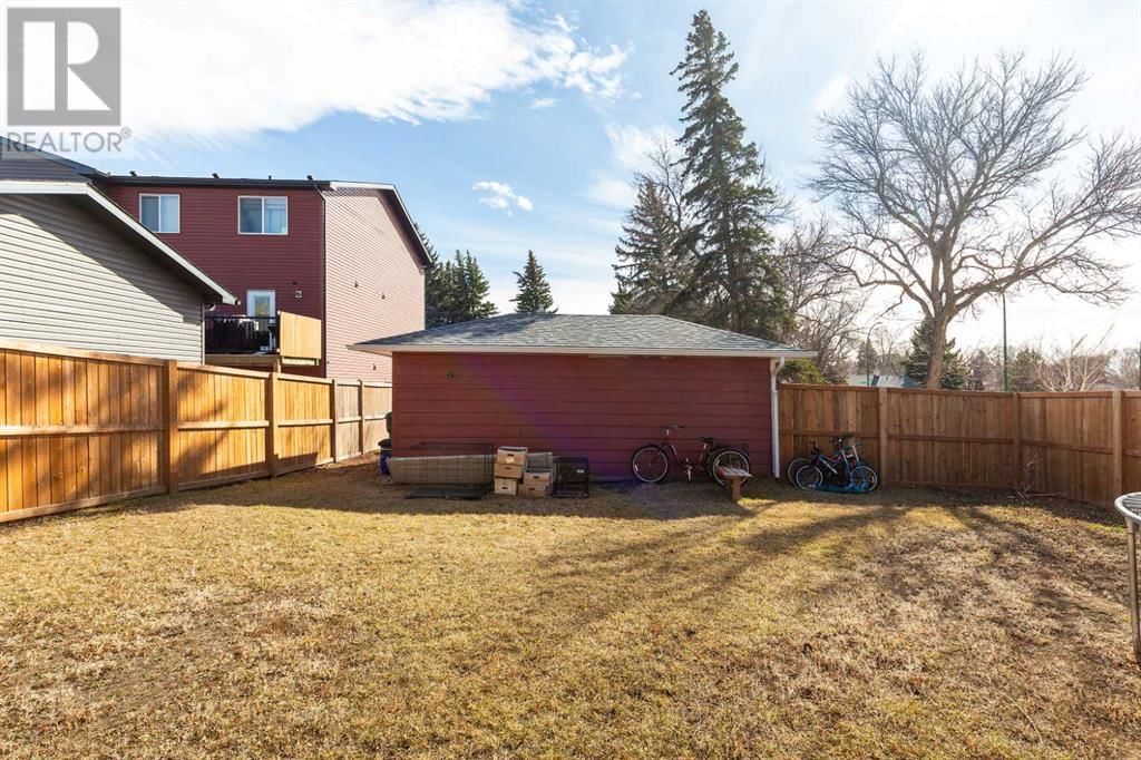 2003 2 Avenue North Lethbridge, Alberta