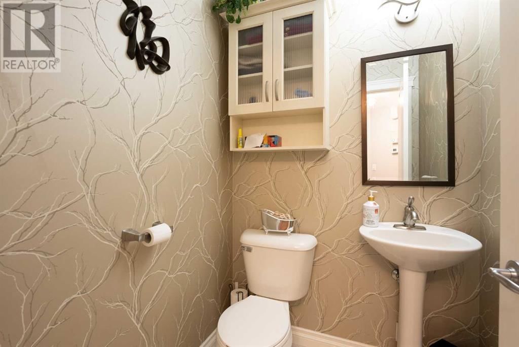 252 Riverpark Boulevard West Lethbridge, Alberta