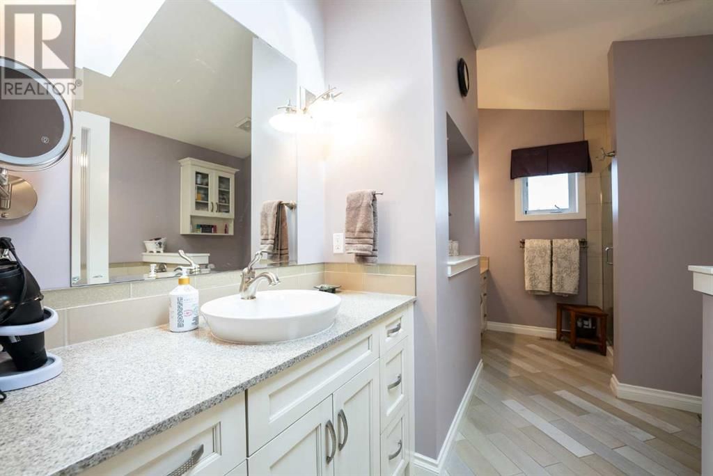 252 Riverpark Boulevard West Lethbridge, Alberta
