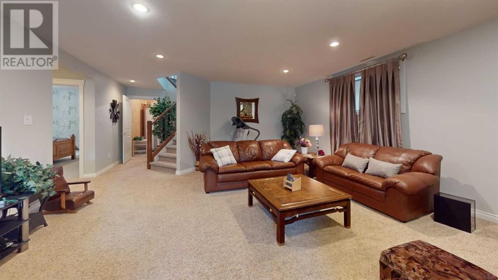252 Riverpark Boulevard West Lethbridge, Alberta