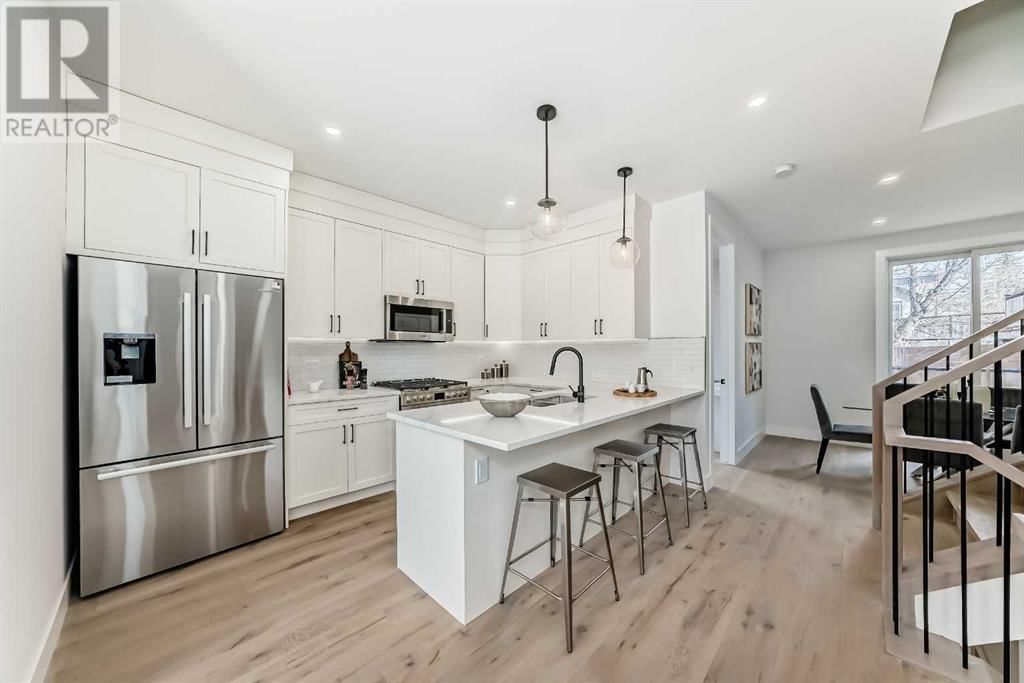 2518 16 STREET SOUTHWEST Image 4