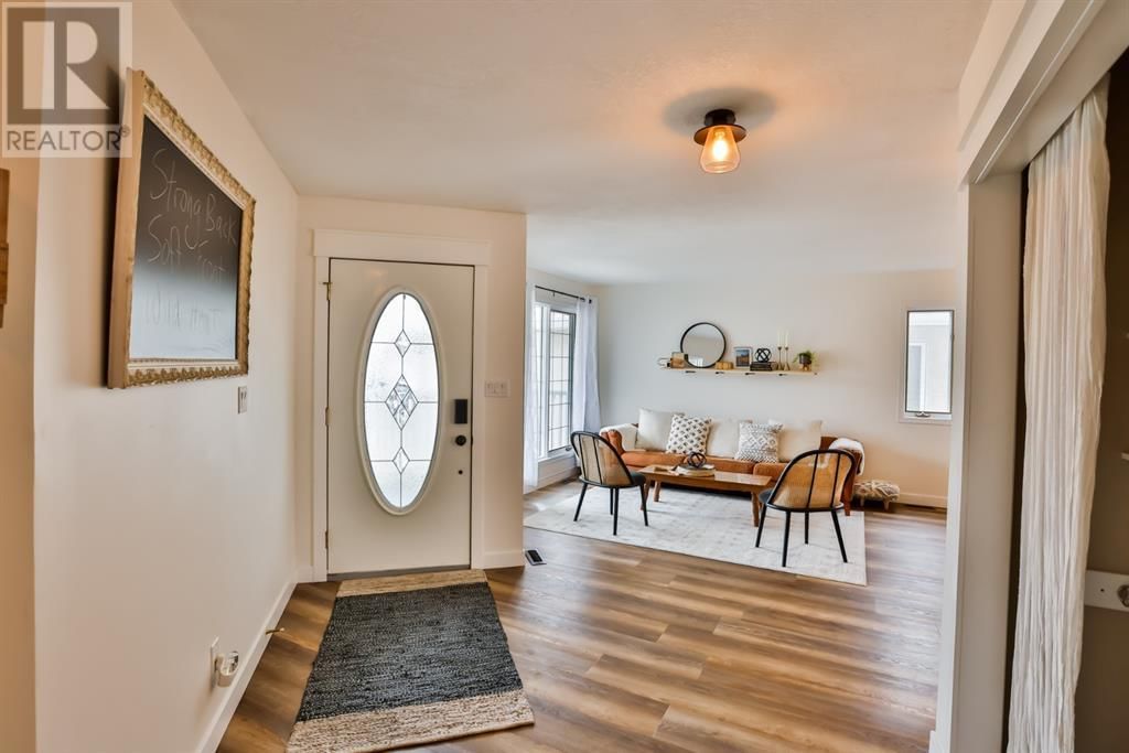 383 Fairmont Boulevard South Lethbridge, Alberta