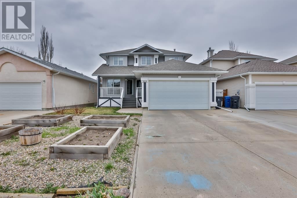 383 Fairmont Boulevard South Lethbridge, Alberta