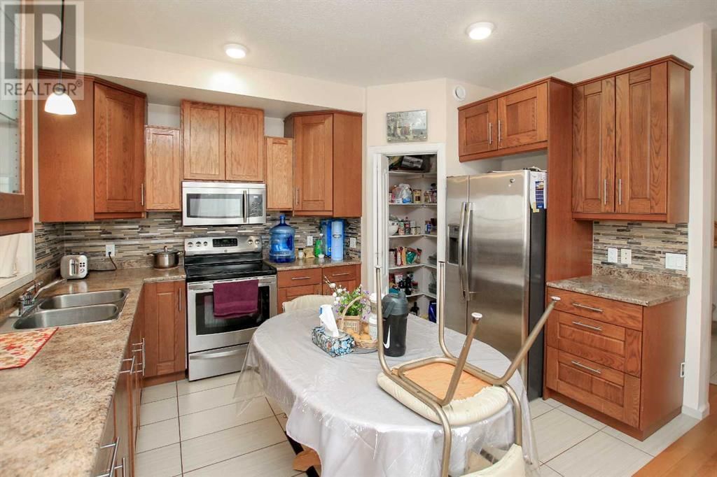5140 51 STREET Image 5