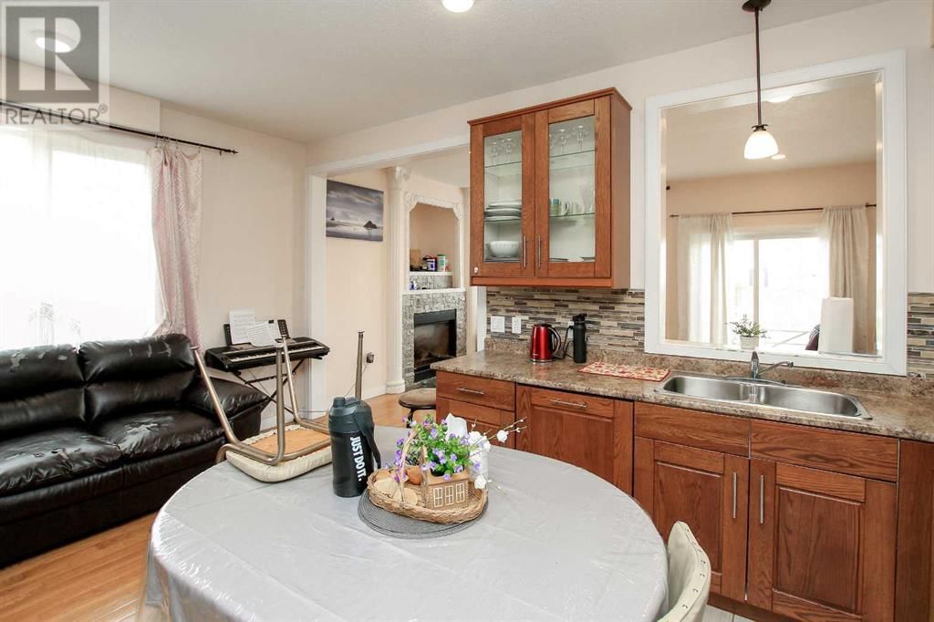 5140 51 STREET Image 7