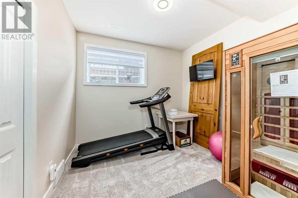 5 ERICA DRIVE Image 33