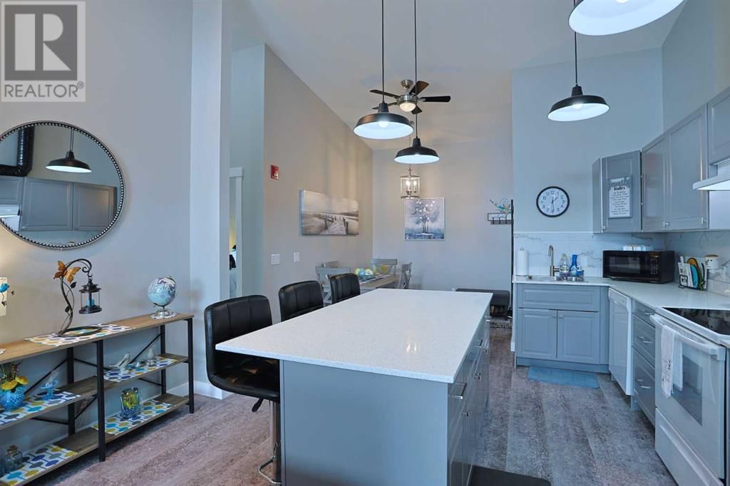 606 LAKESIDE BOULEVARD Image 13