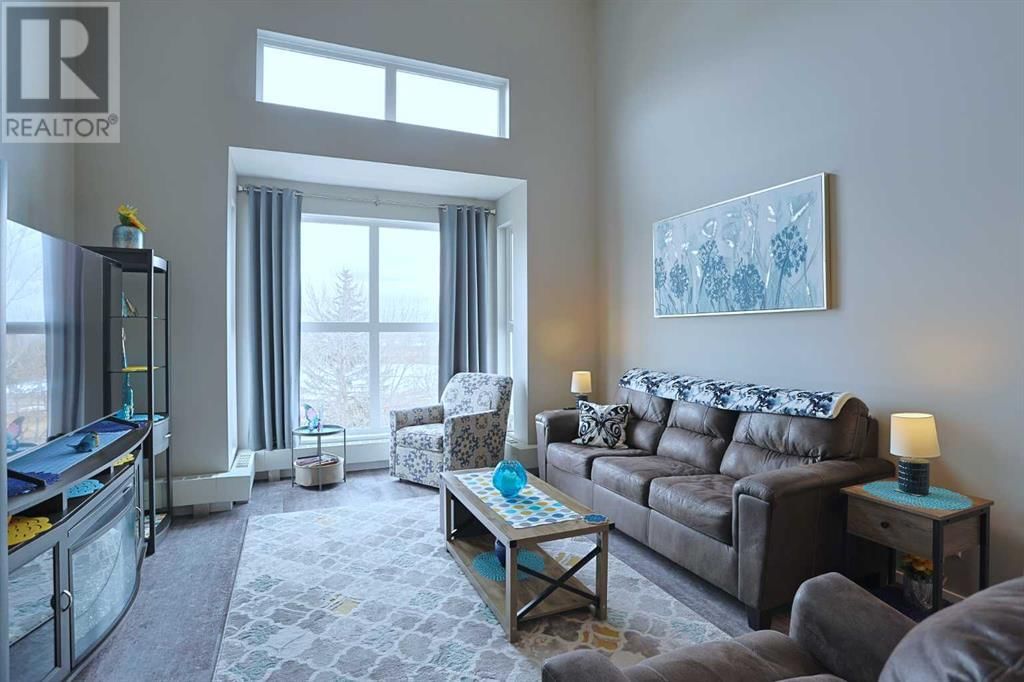 606 LAKESIDE BOULEVARD Image 18