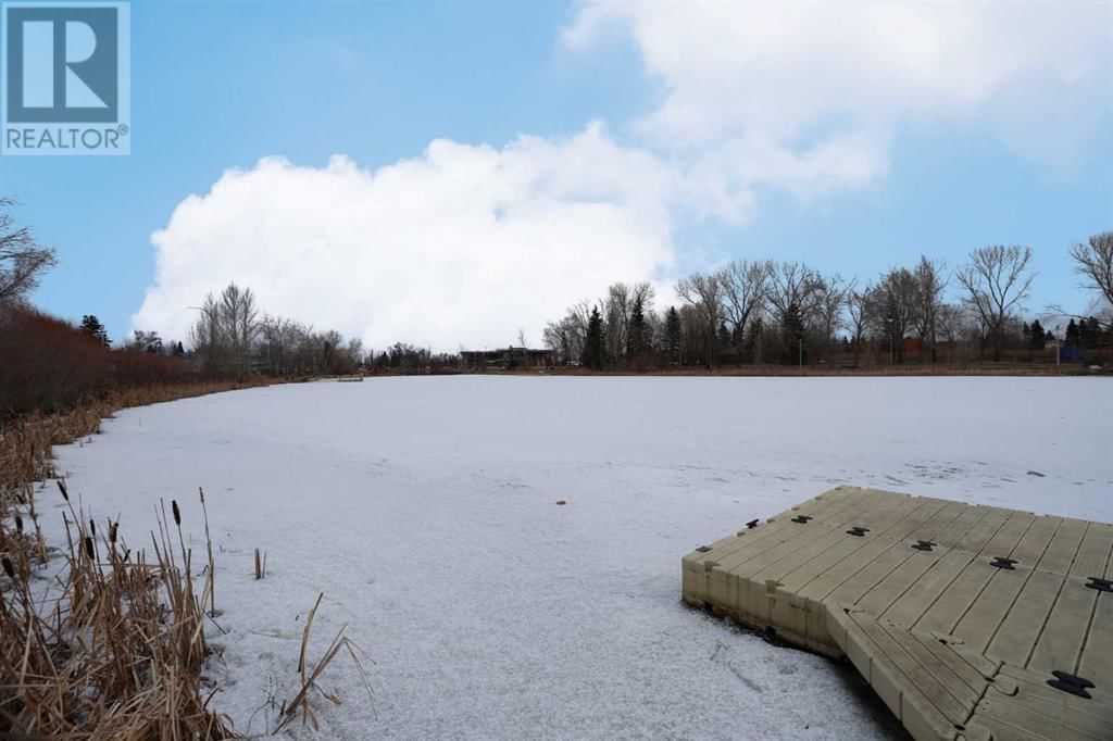 606 LAKESIDE BOULEVARD Image 38